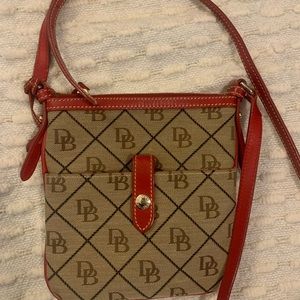 Dooney & Bourke signature cross body bag